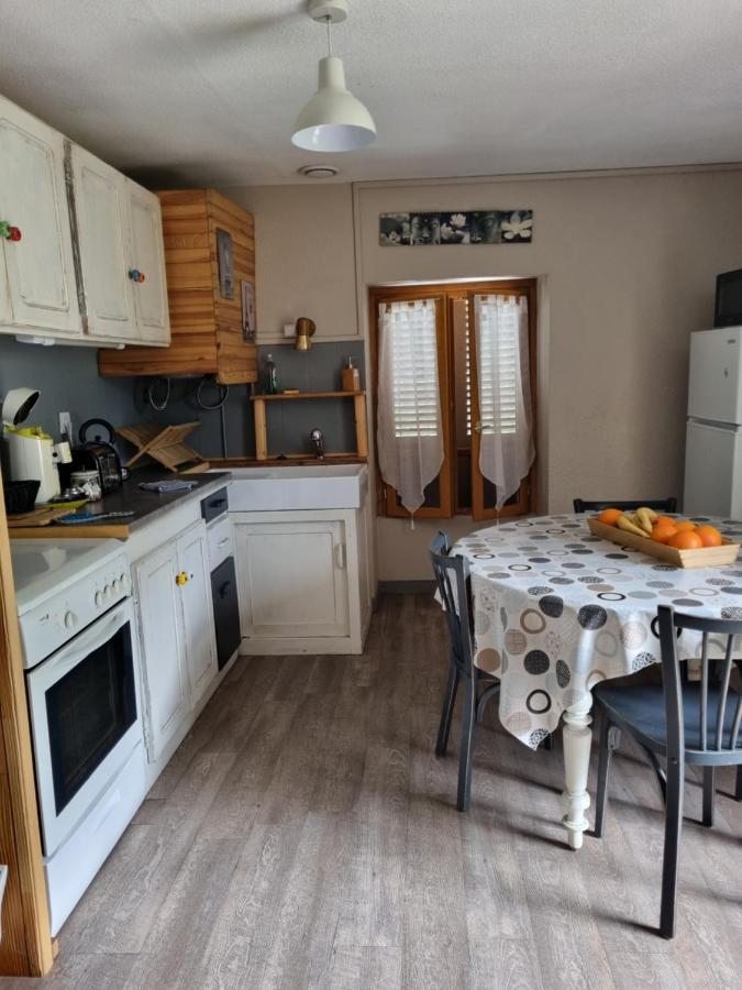 rue des teppaz les alberges Le Bourg-dʼOisans Kültér fotó